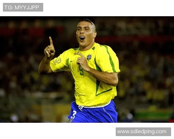 足球场上的传奇10号球星风采 展现无与伦比的天赋与技艺