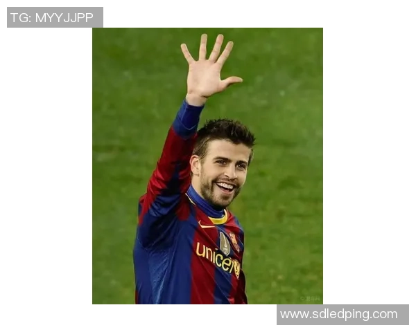 足球球星黑化头像揭示另一面魅力神秘感，探索他们暗黑风格下的全新面貌